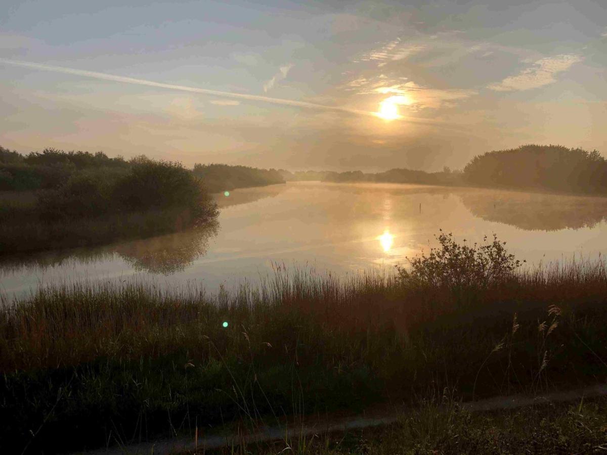 Westkapelle Comfortabele Strandkamer Aan De Kreek Esterno foto